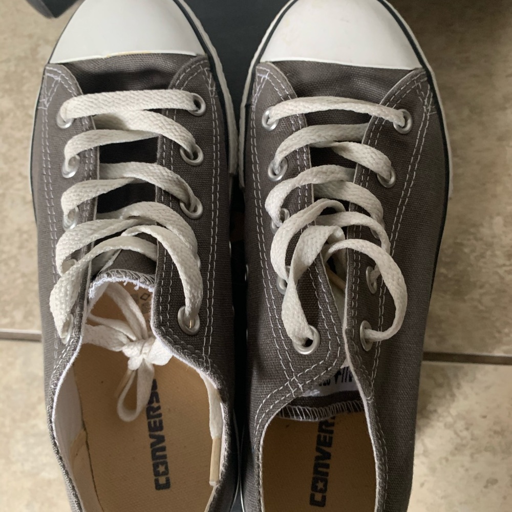 Converse - Picture 3 of 4